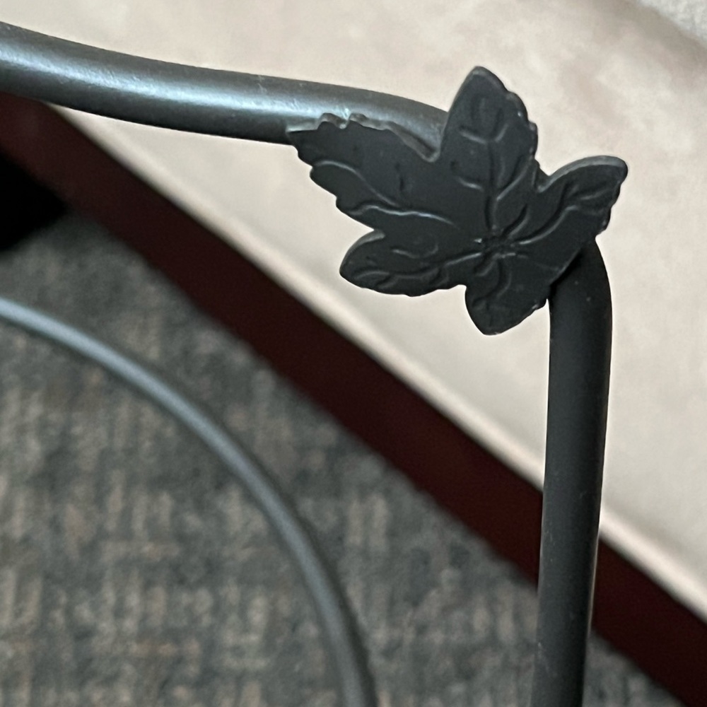 Longaberger Pie Rack - Picture 6 of 7